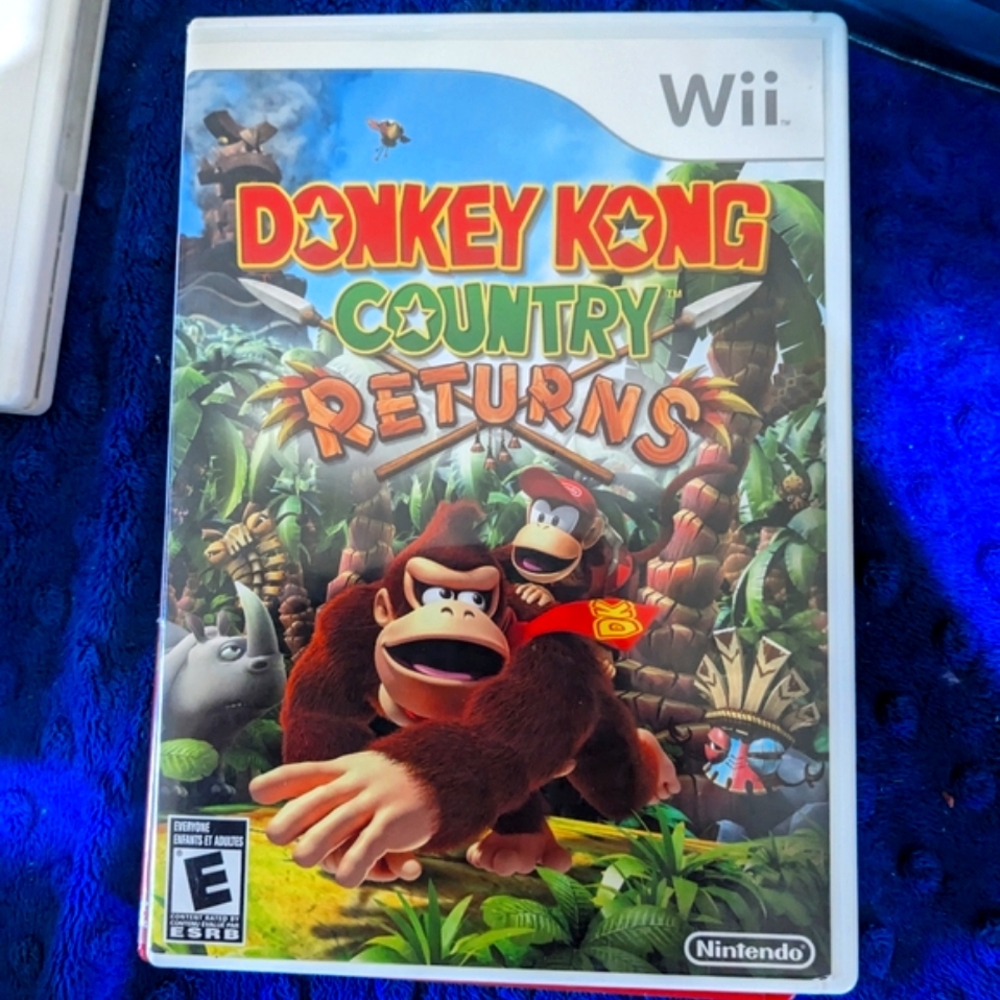 Donkey Kong Country Returns Nintendo Wii Game in Box